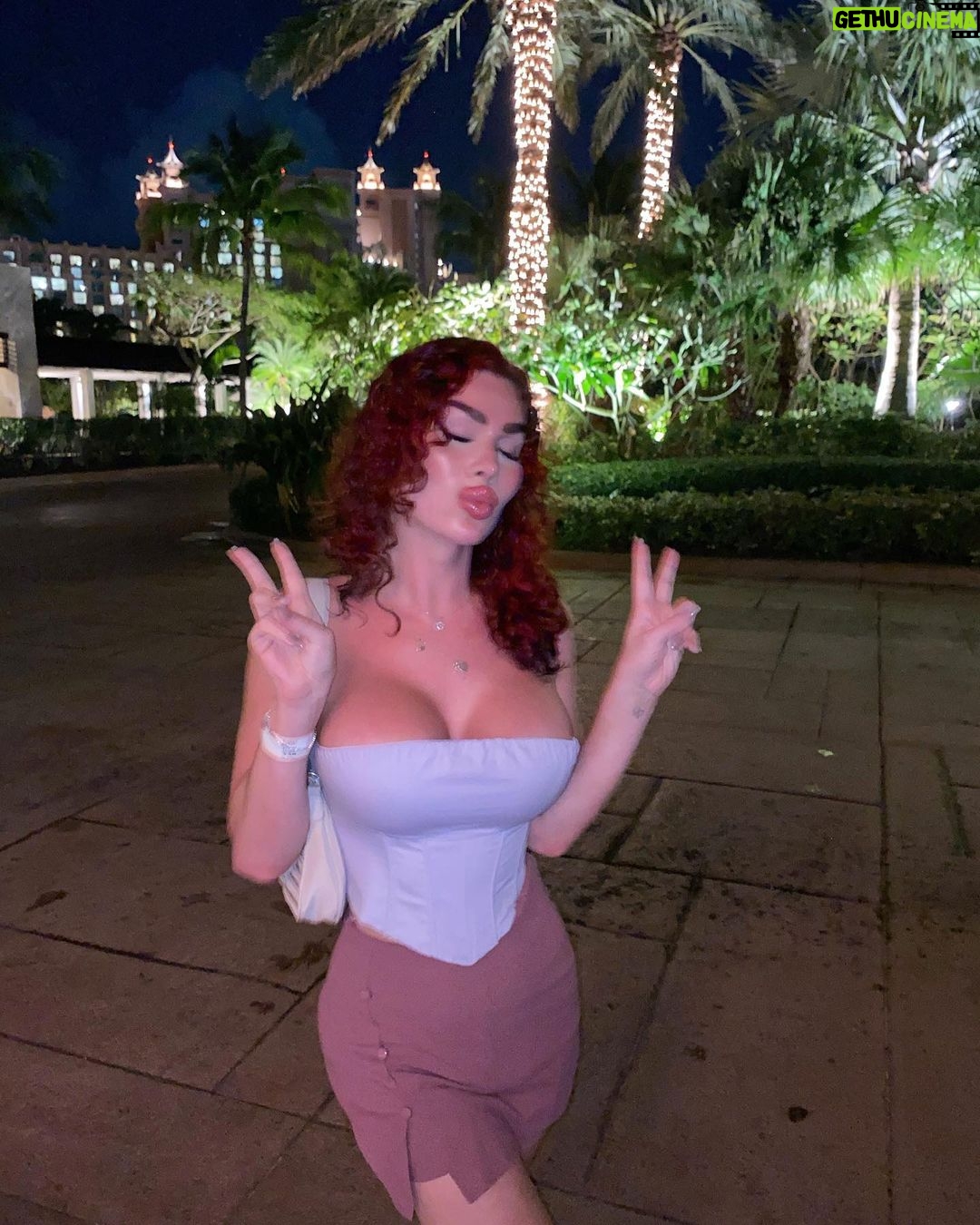 Gabrielle Marion Instagram - Yesterday’s diner 💟🍽️ The Cove Atlantis