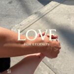 Gabrielle Marion Instagram - J’ai trouvé l’endroit parfait pour prouver ton amour avec ton partenaire, mais d’une façon hors de l’ordinaire!🫶🏼😍 J’ai été invité par @myprysm pour essayer leurs bijoux PERMANENTS! Oui je dit bien permanents car ils soudent le bracelet à votre poignet ✨🥹 J’ai CAPOTÉ sur leurs concept!😱 Quoi de plus cute que d’avoir un matching bracelet avec ta personne préféré au monde, et ce pour toujours ♥️ Que ce soit avec ton ou ta meilleure amie, ta maman ou ton papa, et même ton amoureux/euse, je pense que c’est une attention grandiose! PS: Nous ne sommes pas fiancé mais avec ce matching set en or 14k soudé a nos poignets, c’est tout comme 💛#gifted #prysm #permanentbracelet Montreal, Quebec