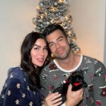 Gabrielle Marion Instagram – J’avais aucune motivation, jusqu’à maintenant, à prendre le temps de trouver un sapin de noël pour après passer trop longtemps à essayer de le monter! Sont tellement toujours trop compliqué! 😵💫 MAIS, une fée est apparue et m’a fait découvrir le sapin de Noël parfait de chez @maisoneira 🎄😍 Littéralement le sapin le plus élégant et rapide d’assemblage; 4 étapes extrêmement faciles et ce qui est encore mieux la dedans c’est qu’il vient avec les lumières, les boules et de la texture hivernale pré-accroché! ❄️ Si tu veux le personnaliser tu peux aussi mais sinon c’est clé en main et VOILÀ! 😇 Un coup noël est passé, ça prend le même 2 minutes à remettre tel quel dans sa boite originale qui prend concrètement aucun espace et hop, le tour est joué👏🏼🤍 AD
#maisoneira #christmas #christmastree #christmasdecor #sapindenoel #noel #decorationdenoel #sapindenoelrepliable #popupchristmastree Canada,Montréal
