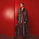 Gal Gadot Instagram - @VogueHongKong ❤️ Photographer: @gregswalesart Stylist: @KarlaWelchStylist Cover Wardrobe: @YSL by @anthonyvaccarello Cover Jewelry: @TiffanyAndCo Makeup Artist: @MissJoBaker Hair Stylist: @JennyChoHair Manicurist: @NailsByShige Producer: @AlexeyG @AGPNYC Casting: @jilldemling