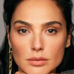 Gal Gadot Instagram - Thanks for having me @s_moda 🖤 Photographer: @thomaswhiteside Styling: @karlawelchstylist assisted by @gracewrightsell Makeup: @sabrinabmakeup Hairstylist: @renatocampora Manicure: @nailsbyshige