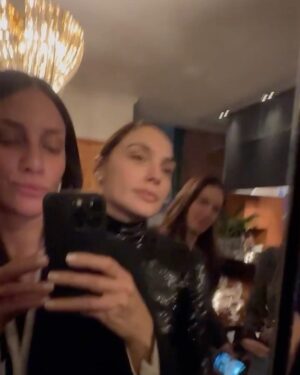 Gal Gadot Instagram - Feeling so grateful…
Thank you for the love. 
On my special day I wish you all Happiness, health and love ❤️ 
XG