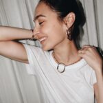 Gal Gadot Instagram - LOVE #Tiffanyandco ‘S LOCK #TiffanyLock @tiffanyandco