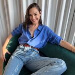 Gal Gadot Instagram - Starting my day with a smile 💙