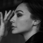 Gal Gadot Instagram - 🖤