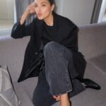 Gal Gadot Instagram – 🖤