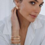 Gal Gadot Instagram - Some things just click... like me and the beautiful Lock Collection by @tiffanyandco #TiffanyLock