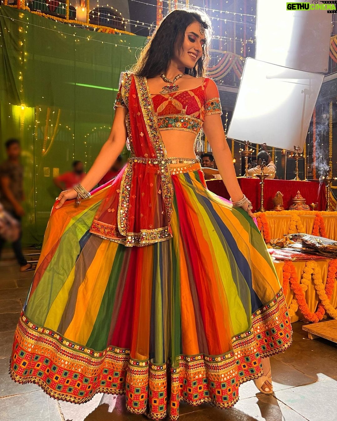 Garima Parihar Instagram - "Radiating the Colors of Tradition πβ¨ . #ootd #instagood #photography #picoftheday #instadaily #instafashion #instamood #instagram #instaphoto #photooftheday #picoftheday Mumbai, Maharashtra