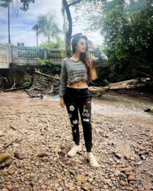 Garima Parihar Instagram - "Lost in the beauty of the natural world."

.
.
.
#ootd #photooftheday #picoftheday #instaday