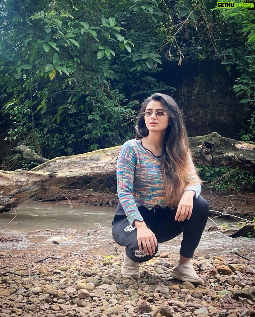 Garima Parihar Instagram - "Lost in the beauty of the natural world." . . . #ootd #photooftheday #picoftheday #instaday Mumbai, Maharashtra