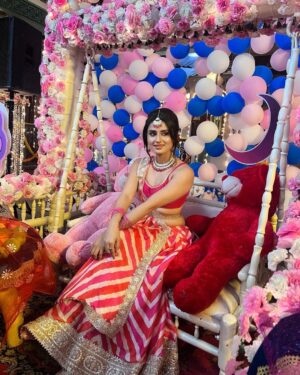 Garima Parihar Instagram - "Enveloped in Ethereal Elegance: Blooming Brightly in Pink 🌸👗 #PinkPerfection #LehengaLove"
.#ootd #photo #picoftheday #instagood #instagram