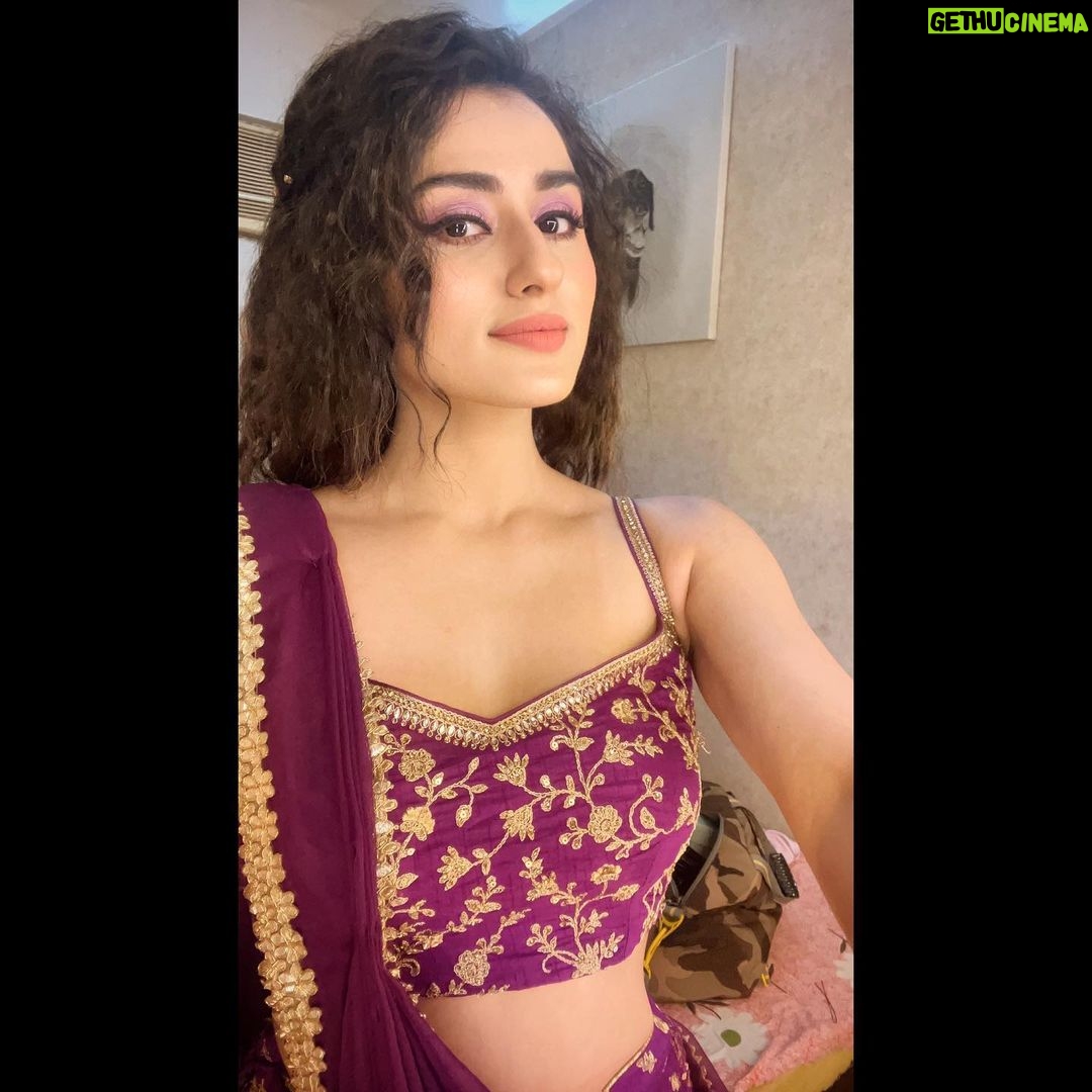 Garima Parihar Instagram - "Capturing moments and smiles š« #SelfieMagic" . . . . #ootd #photoshoot #picoftheday #photooftheday #photography #photoshoot #instadaily #instagood #insta #instafashion #instafashion #style