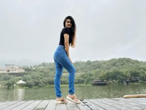 Garima Parihar Instagram - Look deep into nature, and then you will understand everything better. —Albert Einstein

#ootd #nature #photography #picture #picoftheday #instagood #instagood #instadaily #instafashion #instamood #love #bestoftheday #insta #love 

.