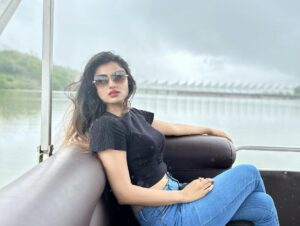 Garima Parihar Instagram - Look deep into nature, and then you will understand everything better. —Albert Einstein

#ootd #nature #photography #picture #picoftheday #instagood #instagood #instadaily #instafashion #instamood #love #bestoftheday #insta #love 

.