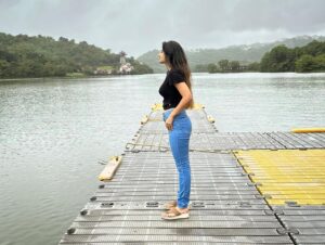 Garima Parihar Instagram - Look deep into nature, and then you will understand everything better. —Albert Einstein

#ootd #nature #photography #picture #picoftheday #instagood #instagood #instadaily #instafashion #instamood #love #bestoftheday #insta #love 

.
