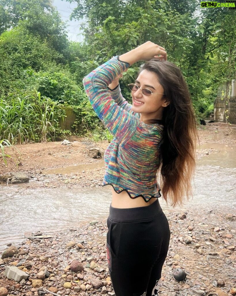 Garima Parihar Instagram - Find your escape in the arms of nature. 🍃🌳 . . . #ootd #nature #photooftheday #picoftheday #insta #instagood #instadaily #instamood #love Mumbai, Maharashtra