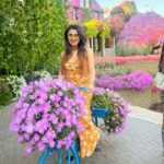 Garima Parihar Instagram - 🌸🌺 . . . . #ootd #picoftheday #instagood #instagram #instalike #instadaily #instamood Dubai Mall , Dubai