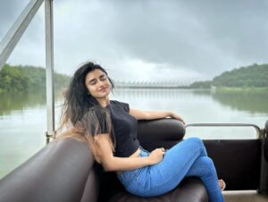 Garima Parihar Instagram - Look deep into nature, and then you will understand everything better. —Albert Einstein

#ootd #nature #photography #picture #picoftheday #instagood #instagood #instadaily #instafashion #instamood #love #bestoftheday #insta #love 

.