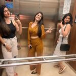 Garima Parihar Instagram - Creating memories and laughter, one fun moment at a time. #GoodTimes. . . #ootd #picoftheday #instagood #instadaily #instaday #instalove #love Mumbai, Maharashtra