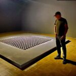 Garin Nugroho Instagram - Beruntung , menyaksikan karya Albert Yonathan . Keramikus yang saya kagumi . Mengelola sesuatu yang sederhana dan kecil , namun sebetulnya adalah sebuah alam makro dan mikro yang dibalik ekosistemnya terdapat : artefak artefak kecil layaknya sel sel , membangun ekosistem , menjadi alam makro dan mikro tubuh alam dan manusia , representasi ikonik dan simbolik manusia dan alamnya ,,dalam laku repetisi hingga pola - pola simetris dalam hening tanpa suara . Sebuah ekosistem meditatif membangun dunia yang hidup dan saling menghidupi seperti sel sel , baik terlihat dan tak terihat, membawa dunia nyata dan imaginasi , diam dan gerak , sunyi tapi gemuruh , tertata tapi juga estetik chaos , lepas dan terhubung, tunggal dan jamak , simple dan kompleks . Ia tubuh manusia dan tubuh alam sekaligus dalam laku penciptaan meditatif 🙏 Salam Jonathan ingin menerbitkan karya tulis anda tentang Kakak saya almarhum ( Hendrawan )@artjog.id @heripemad @albertyonathansetyawan @wisetrotomo