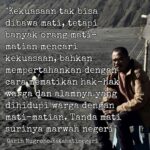 Garin Nugroho Instagram - salam kebersamaan berbangsa @satupena.id @forumdemokrasi @susi.ivvaty @edna.c.p @ong.hariwahyu @wisetrotomo @ifdclub @madanifilmfest @suara88 @whanidarmawan @agusnoor_ @ilunifhui @jaffjogja @inefebriyanti @ajengajeng @indahariani @@analahms #katahatinegeri