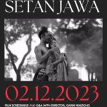 Garin Nugroho Instagram - Garin Workshop and IFI Yogyakarta present “Setan Jawa” Special Screening followed by Q&A with director, Garin Nugroho The silent black and white film has been presented with live gamelan and orchestra throughout the world, Such as Asia TOPA: Asia-Pacific Triennial of Performing Arts, Esplanade in Singapore, Musée du Quai Branly in Paris (France), Holland Festival in Amsterdam (the Netherlands), Cadogan Hall in London (United Kingdom), Haus des Rundfunks, Berlin, and several other theaters. Garin is currently preparing the new black and white film using this concept, titled SAMSARA, which now explores Bali and its culture, along with contemporary art. *SETAN JAWA Special Screening* followed by Q&A with director, Garin Nugroho will be held : *Date : Saturday, 2 December 2023* *Time : 11.00 - 13.00 (registration start 10.30)* *Venue : IFI Yogyakarta* Please register to secure your seat : https://bit.ly/SETANJAWA SETAN JAWA Synopsis Tresno, a poor wooden broom stick maker and merchant, falls in love with Asih, a daughter from a noble family. He proposes to Asih, but Asih’s Mother rejects it strongly. As he lives in desperation, he goes to a mystic market and finds a sacrificial ritual called Rumah Bubrah and makes a deal with the Devil. He becomes rich almost instantly and finally be able to marry Asih. However, his house keeps on being damaged by the Devil’s subordinates, which forces Tresno to perform the ritual endlessly. Until one day, Asih finds out about this, and she is committed to do anything she can to break the deal and release them from the grasp of the Devil.
