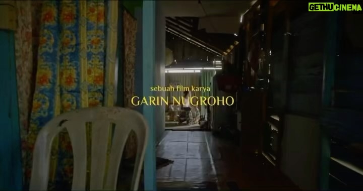 Garin Nugroho Instagram - Saksikan kisah unik film cerita “ Badrun dan Loundry “ ( JAFF 30 dan 1 Des ) . Film produksi 7 hari hasil workshop directing, kamera dan akting di banjarmasin, kolaborasi komunitas Banjarmasin , Jogja Film Academy, Garin Workshop dan Klik Film . Ikuti kisah unik lewat akting Arswendy, Shenina, Erick Estrada dan aktor aktris Banjarmasin @jaffjogja @arswendybeningswara @erickestradaindonesia @shenacinnamon @andhypulung @timobros @ruangbasbeth @inefebriyanti @laurabas @ifa_isfansyah @forumsineasbanua @adedae @ajengajeng @madanifilmfest @shoosugar @vivianidris @charliemeliala @angginoen @ajishdibyo