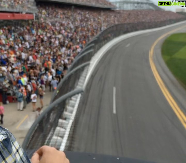 Gary Sinise - 8.7K Likes - Hey folks, it’s Daytona Day! I had the great pleasure of being the honorary starter for the 56th annual Daytona 500 back in Feb 2014. A memory I’ll never forget. Congratulations to Ricky Stenhouse Jr, and all who raced today.