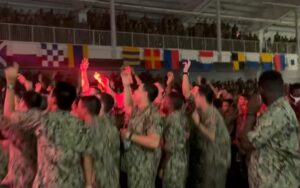 Gary Sinise Instagram - Yesterday, July 3, 2023, a great show at Great Lakes Naval Base for over 5000 of our newest recruits🙏🏼🇺🇸
