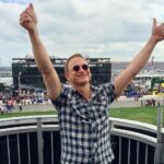Gary Sinise Instagram - Hey folks, it’s Daytona Day! I had the great pleasure of being the honorary starter for the 56th annual Daytona 500 back in Feb 2014. A memory I’ll never forget. Congratulations to Ricky Stenhouse Jr, and all who raced today.