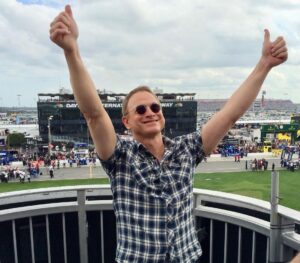 Gary Sinise Instagram - Hey folks, it’s Daytona Day! I had the great pleasure of being the honorary starter for the 56th annual Daytona 500 back in Feb 2014. A memory I’ll never forget. Congratulations to Ricky Stenhouse Jr, and all who raced today.