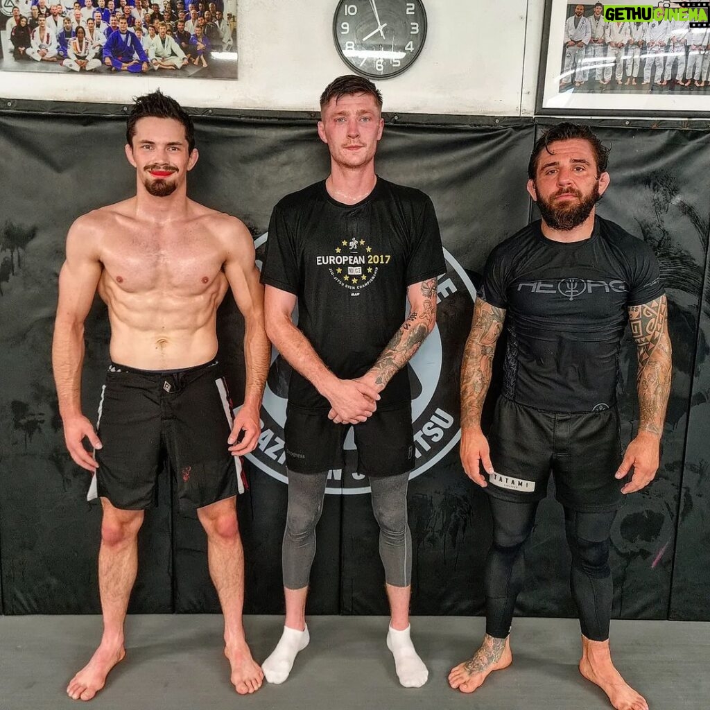 George Hardwick Instagram - Top tier AM MMA grappling at @rgabucks with @harveystacey16 and @rubestube #mma #bjj #training