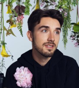 George Robinson Instagram - 💐🌸💐 Makeup: @emmasleon Styling: @styleanderror Photography: @josephsinclair