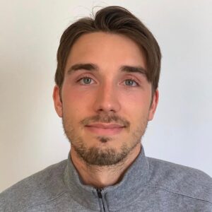 George Robinson Instagram - I feel legally obliged to tell you that this is not my passport photo
