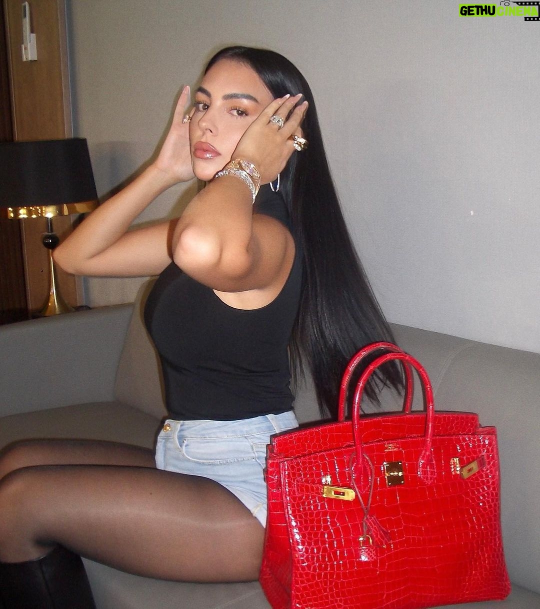 Georgina RodrÃguez Instagram - 🥩 Riyadh - Kingdom Of Saudi Arabia