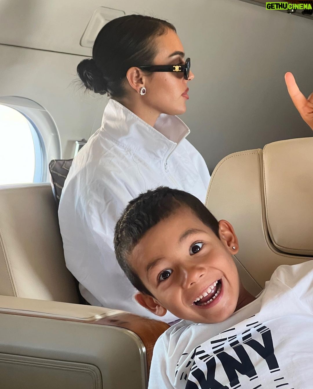 Georgina Rodríguez Instagram - Home♥️ Riyadh - Kingdom Of Saudi Arabia