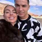 Georgina Rodríguez Instagram - Nunca deja de sorprenderme el cielo con su belleza. Gracias universo por regalarme tantas estrellas fugaces este viaje. 🌌🌠✨⭐️💛💝 AlUla, Saudi Arabia