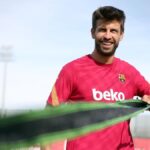 Gerard Piqué Instagram - back to work ⚽️💪🏻 Ciutat Esportiva Joan Gamper