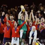 Gerard Piqué Instagram - Fa 10 anys vam fer història ⭐️ Hace 10 años hicimos historia ⭐️ 10 years ago, we made history ⭐️ Johannesburg