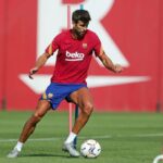 Gerard Piqué Instagram - back to work ⚽️💪🏻 Ciutat Esportiva Joan Gamper