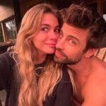 Gerard Piqué Instagram - 🧡