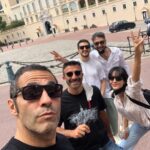 Giacomo Ferrara Instagram - Thank you @montecarlofilmfestival it was beautiful! Anche se da questa gallery non sembrerà vi posso assicurare che io @raoulbovagram @mariodelarosa.act e #mariosesti abbiamo ricoperto molto seriamente la carica di giurati. Grazie di cuore a tutti gli organizzatori del festival e al suo presidente @ezio_greggio Ringrazio @gucci e @fendi per avermi vestito meravigliosamente. E grazie sempre a @therumorsufficiostampa ♥️ Viva il cinema!