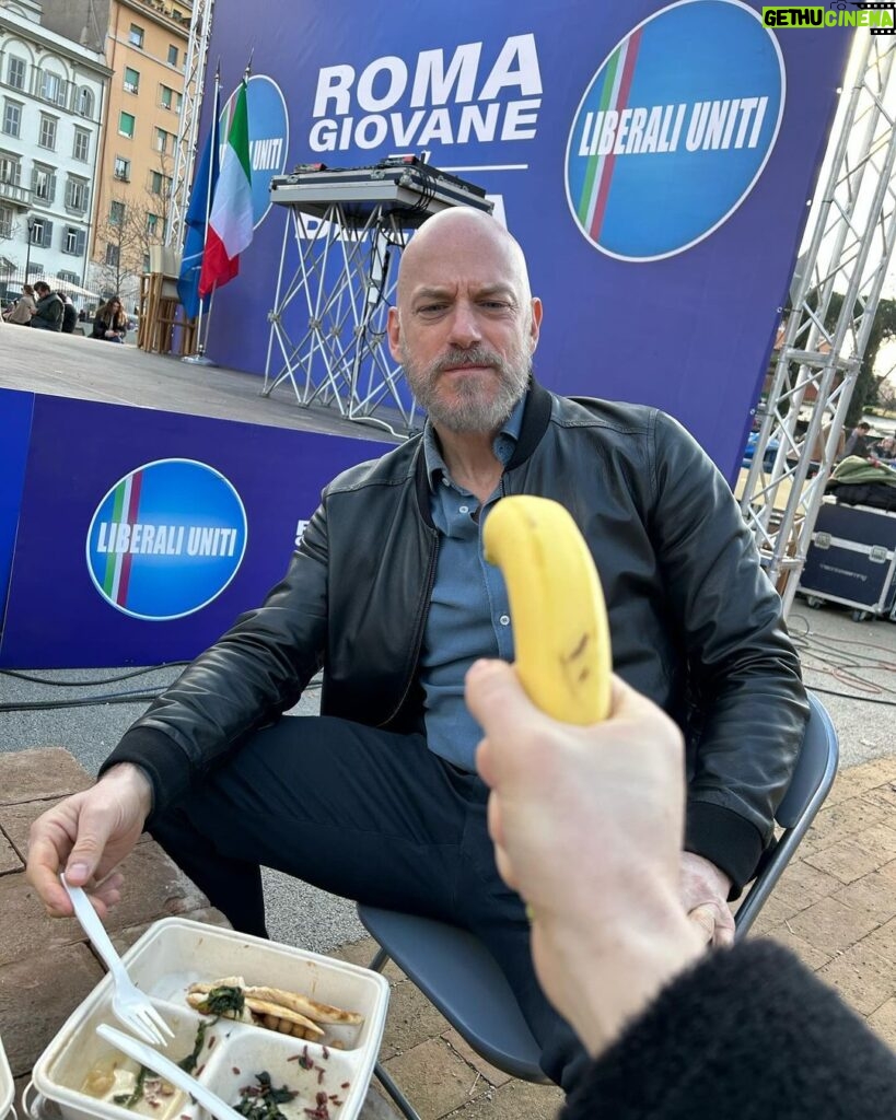Giacomo Ferrara Instagram - Banana Gun part 2 Rome, Italy