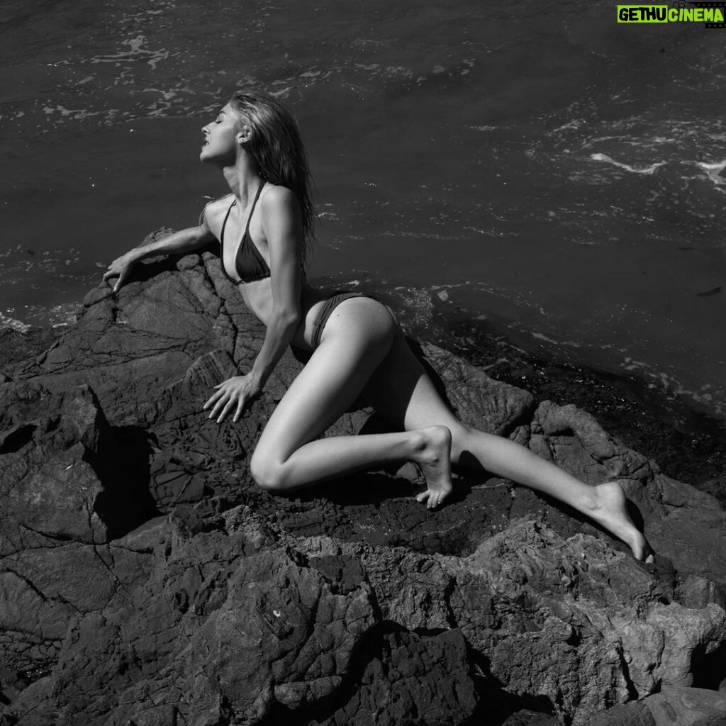 Gigi Gustin Instagram - On the rocks 🍸 Raw shot on greyscale 👽 Malibu, California