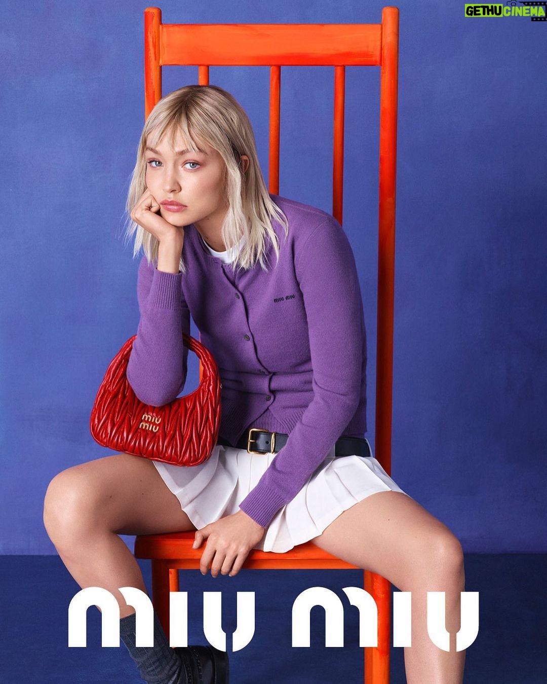 Gigi Hadid Instagram - Miuccia’s world 🎨 new @miumiu by the 1&o @stevenmeiselofficial ❣️ Inspired by works by artist Margaret Keane #MiuMiu #MiuArcadie #MiuWander