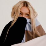 Gigi Hadid Instagram - 🪵 @guestinresidence Ski Lodge collection includes our first BLANKETS !!! (in 2 colorways) So yummy. GuestInResidence.com