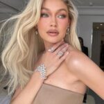Gigi Hadid Instagram - Back on la Côte d'Azur with my @messikajewelry family 🤍 Merci @valeriemessika #messikajewelry Cannes, Festival De Cannes