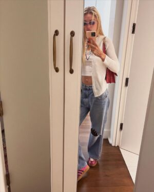 Gigi Hadid Instagram - some lost summer files .. bc I can’t believe this year has gone by so fast & it’s getting too cold toooo quick 🥺