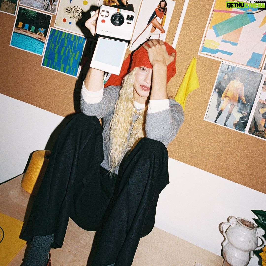Gigi Hadid Instagram - Step into our office… @guestinresidence Fall 2023 Collection is now available at @ssense! w/ exclusives like this Striped Oversized Crew ^^ 🍒