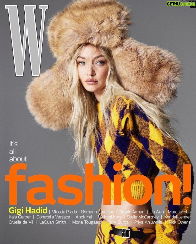 Gigi Hadid Instagram - Good Morning Fashion Month ! @wmag September Issue by some 💛s of mine @mertalas @marieameliesauve @stephane_marais_officiali @hiromi_ueda — big thanks to my sweet bud, the boss @saramoonves 🌻🌻🌻